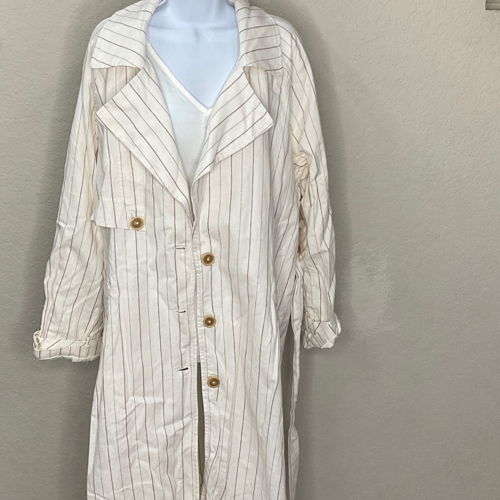 613 - We The Free NWOT Cream Striped Trench Coat, Size Medium - Picture 2 of 5